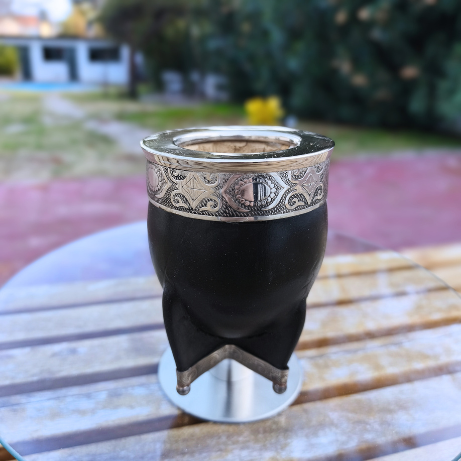 Mate Imperial Premium con base de bolitas y virola de alpaca tallada